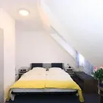 باريس فندق دوسلدورف