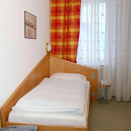 Paris 3* Dusseldorf