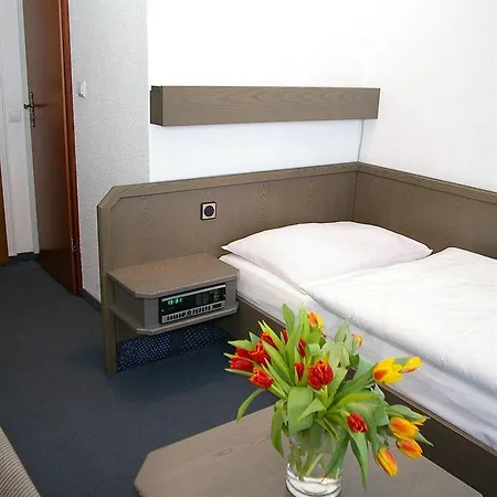 Paris 3*