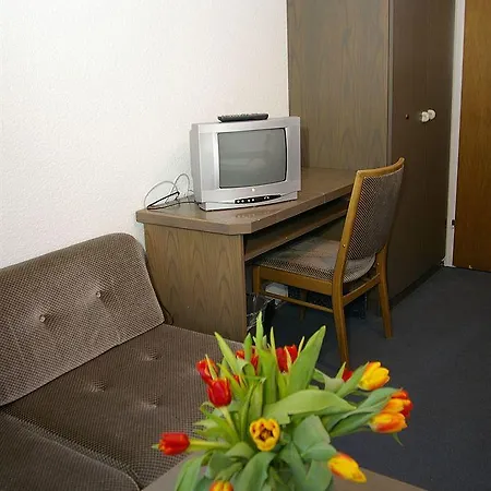 Paris Hotel 3*