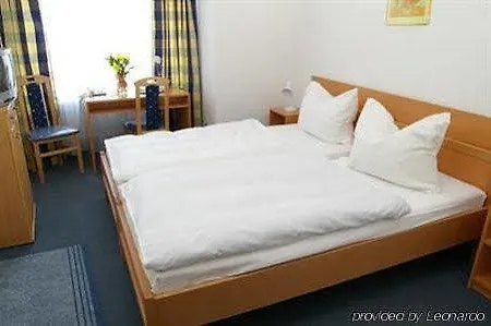 Hotel Paris 3*