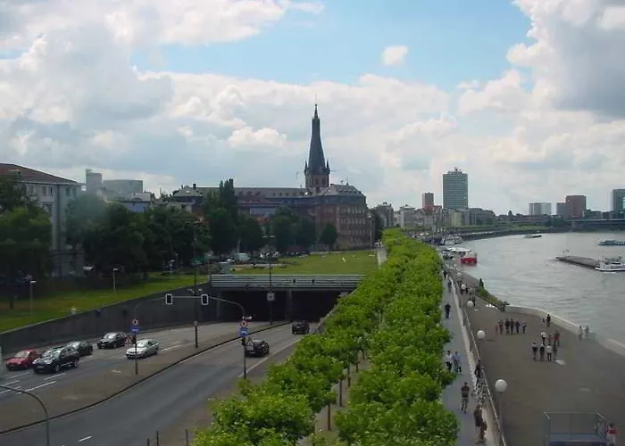 酒店 巴黎酒店 3*